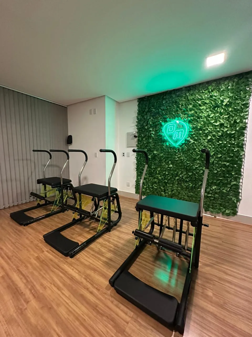 Estúdio de Pilates da Unidade Pasqualini - Espaço amplo com equipamentos especializados